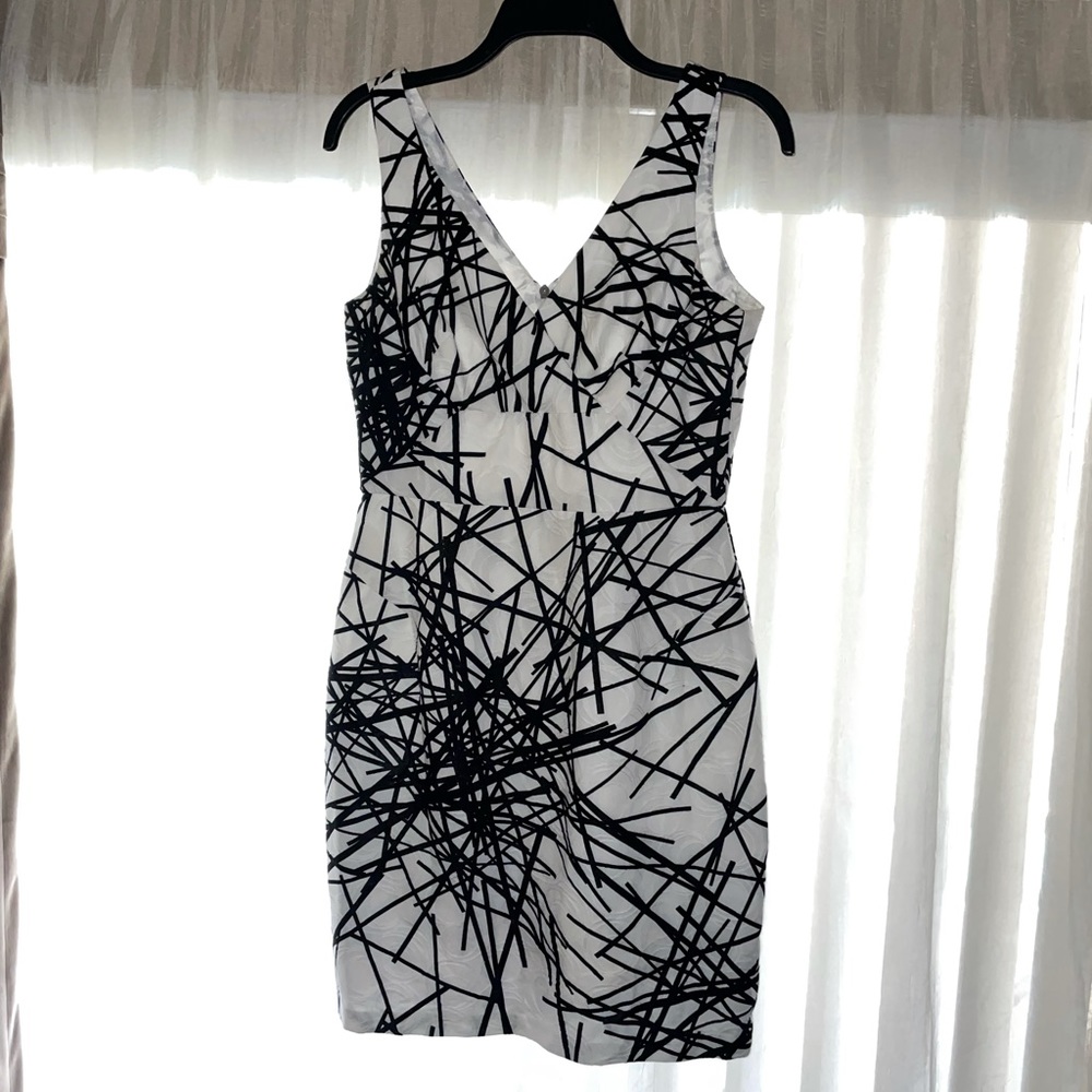 Donna Rocco beautiful sophisticated dress. Perfect for summer. Worn twice.